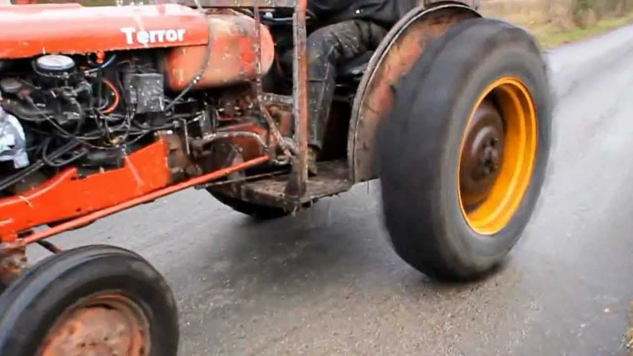 Turbo Racing Tractor